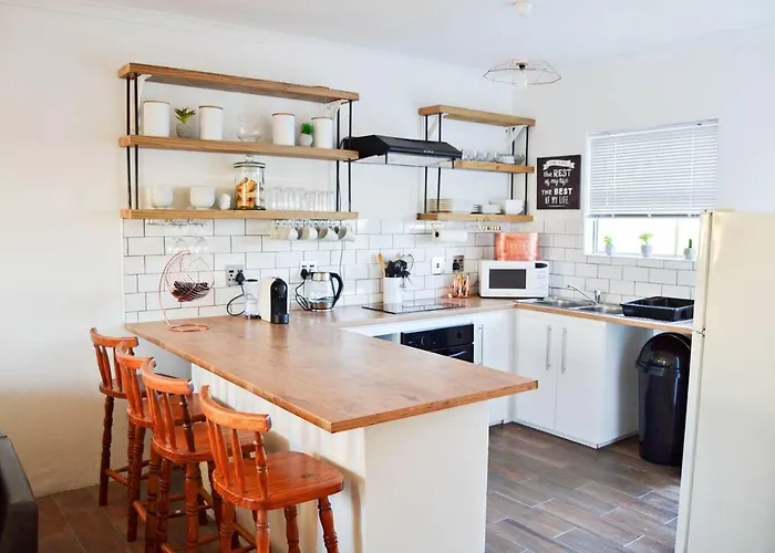 Aintree Farm Cottage